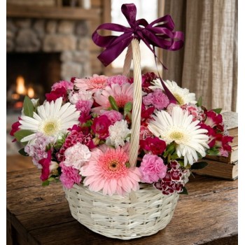 Sepette Pembe Gerbera ve Karnasyon Aranjmanı